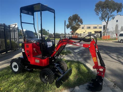 hyundai mini excavator specs|hzc mini excavator reviews.